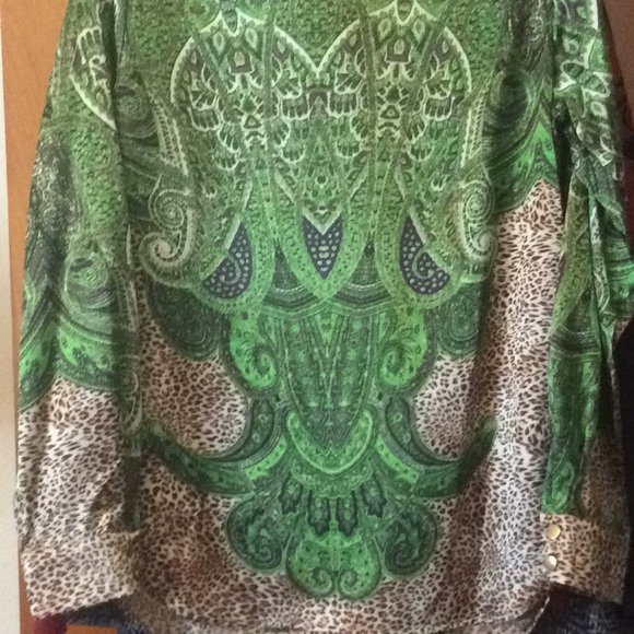 Blouse - Picture 2 of 2